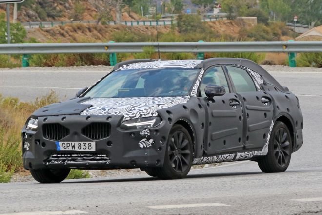 Volvo S90 Т8 1.jpg