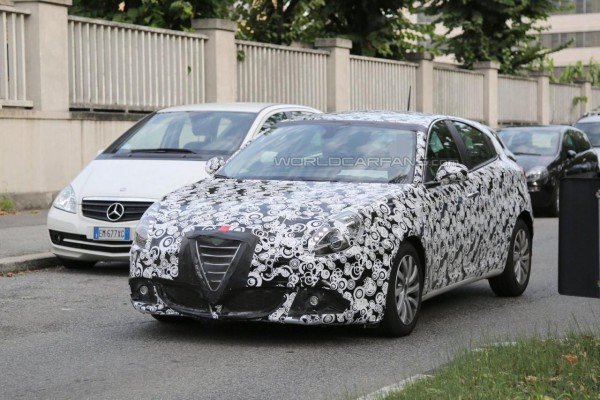 Alfa Romeo Giulietta spy 6.jpg