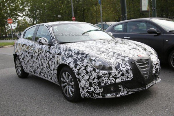 Alfa Romeo Giulietta spy 5.jpg