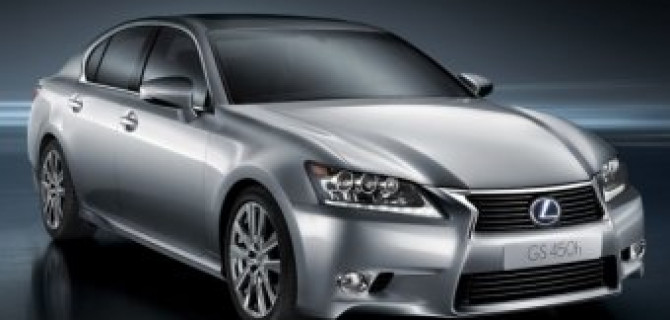 Гибридный седан Lexus GS 450h уходит с авторынка России