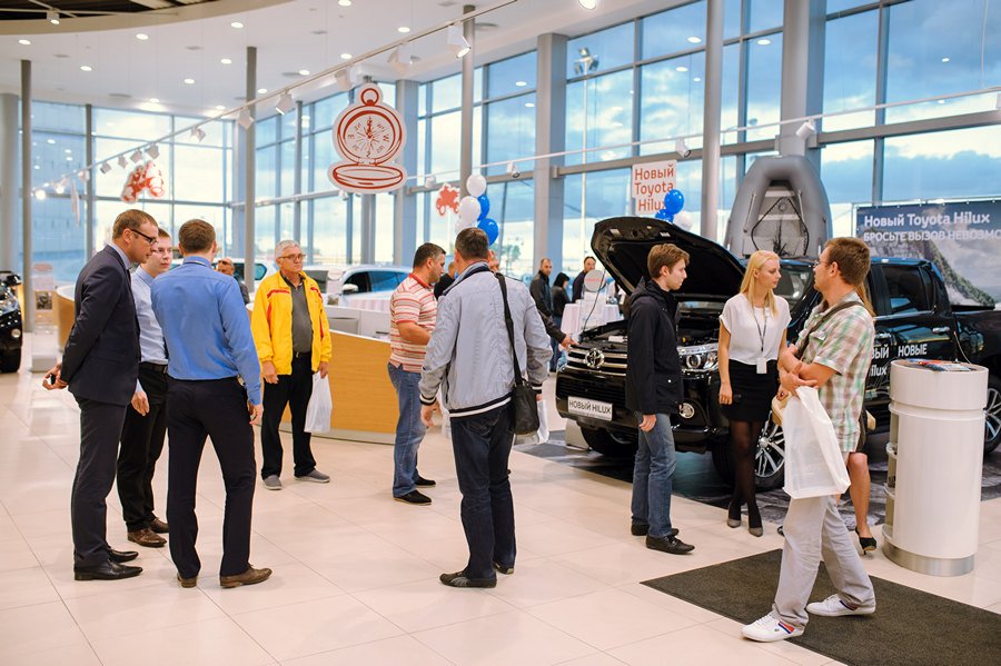 Восьмое поколение легендарного пикапа Toyota Hilux представлено дилерами Hilux_pulkovo (104).jpg