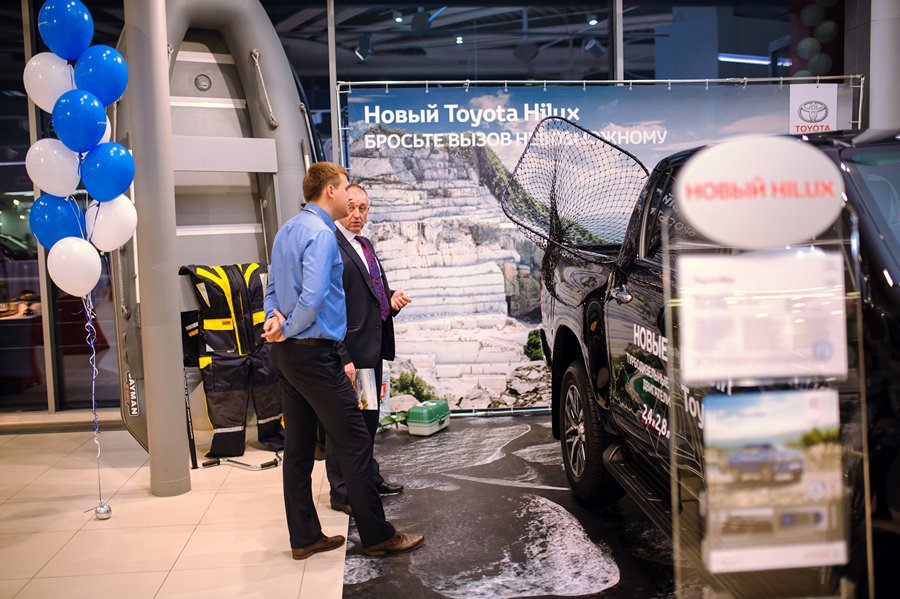 Восьмое поколение легендарного пикапа Toyota Hilux представлено дилерами Hilux_pulkovo (214).jpg