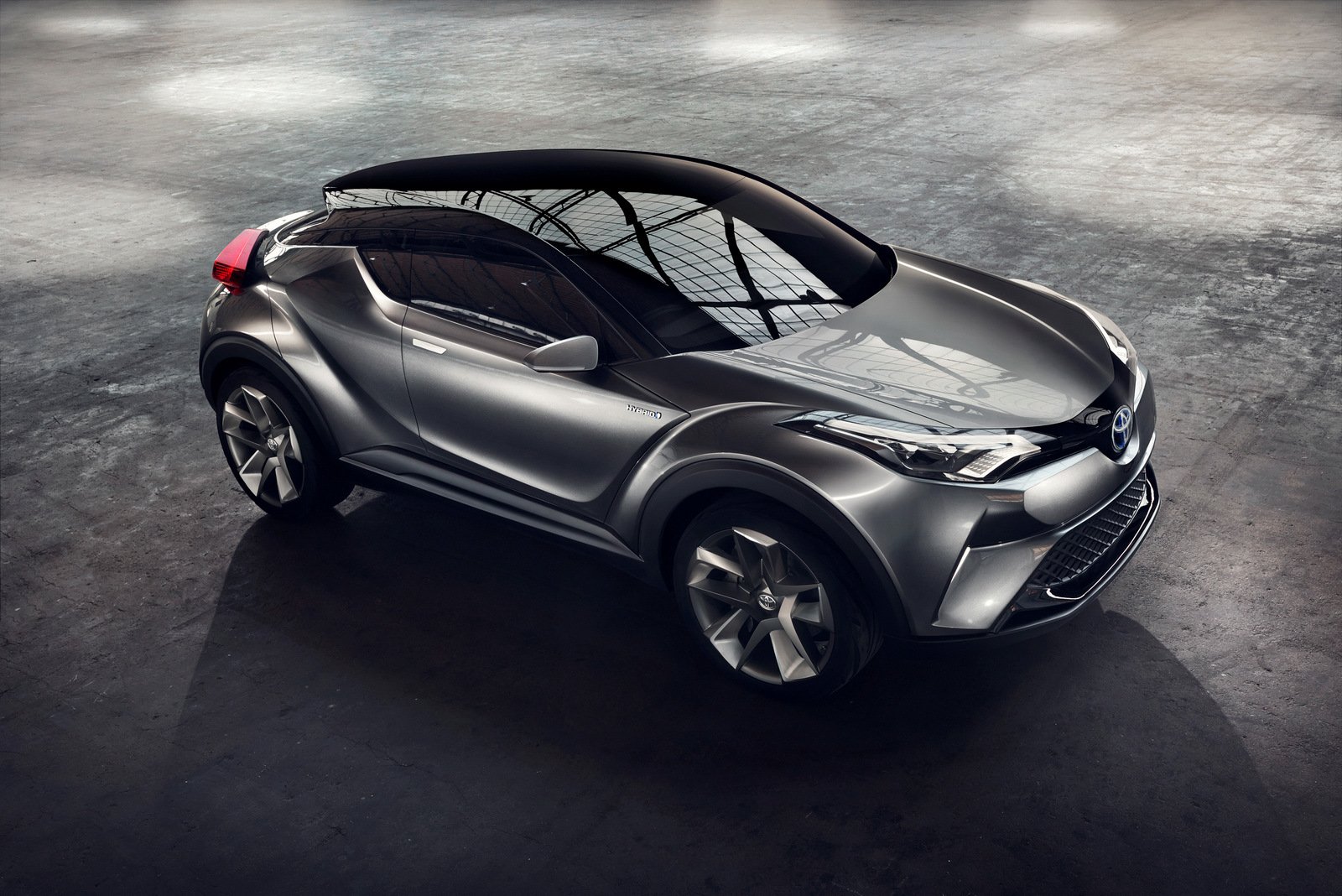 Toyota CH-R 6.jpg