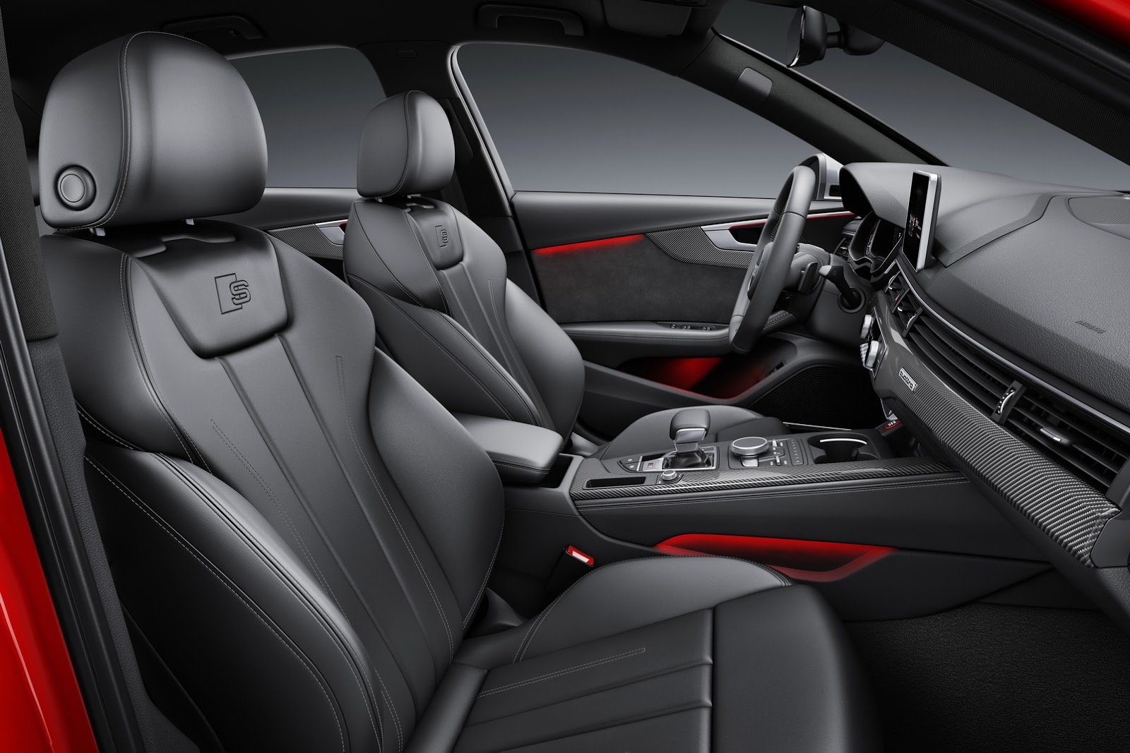 Audi показала во Франкфурте новые седан и универсал S4 Audi S4 1.jpg