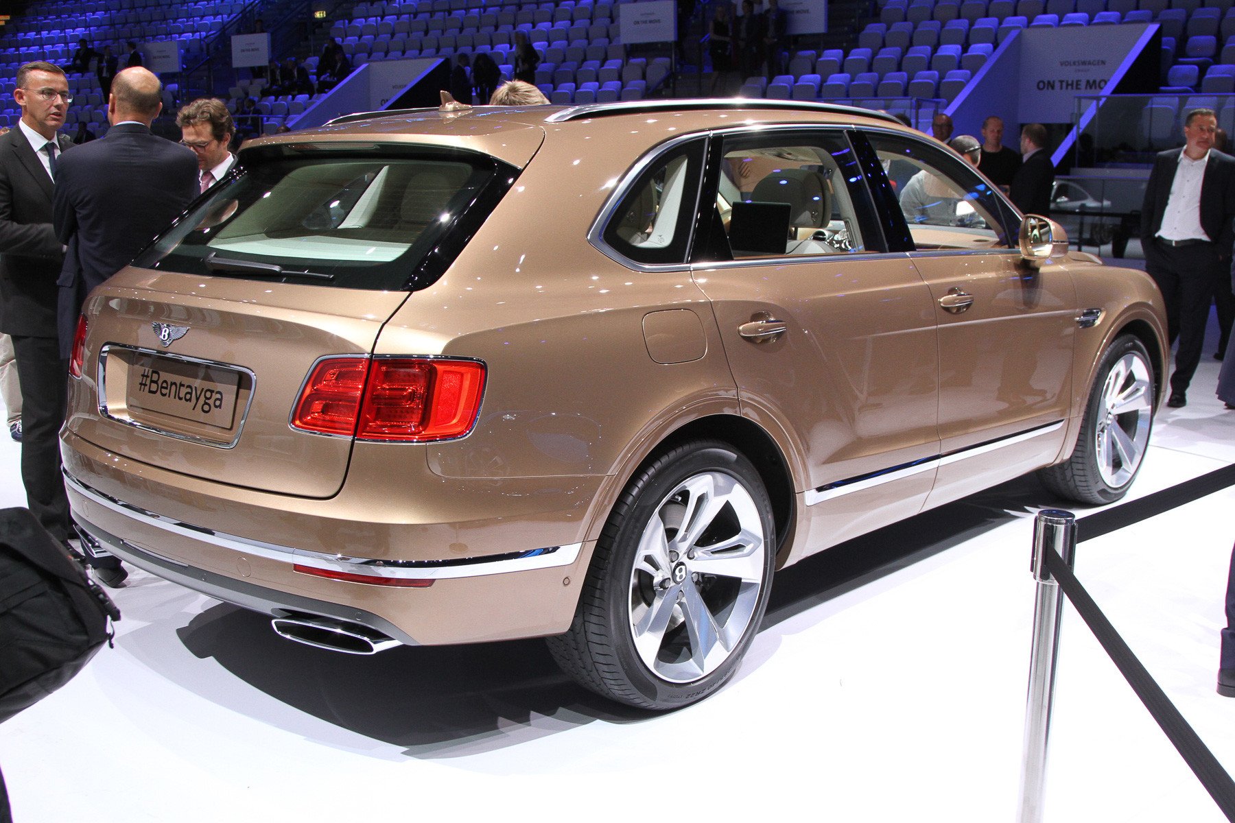 Bentley Bentayga 4.jpg