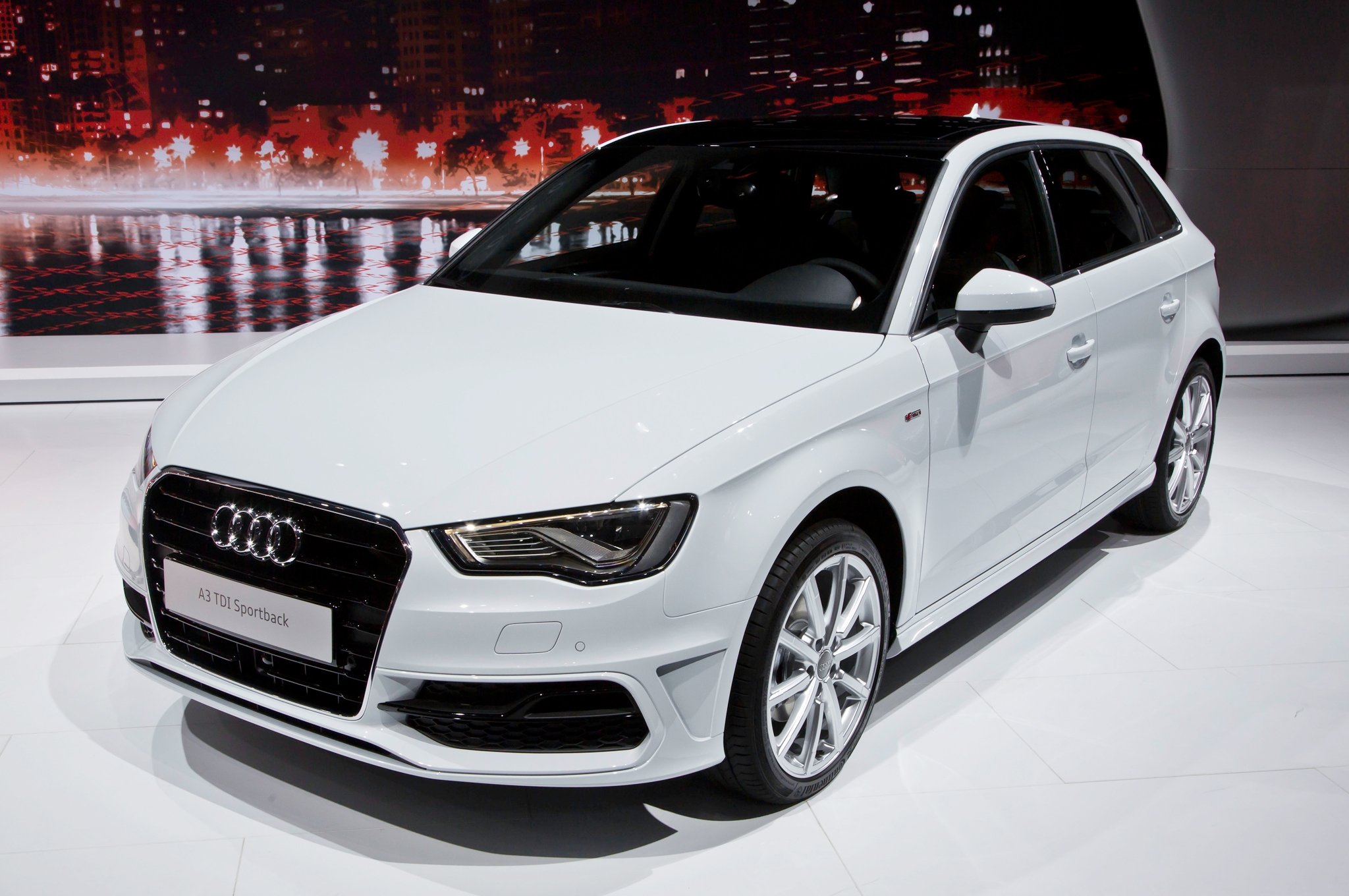 Семейство Audi A3 отмечает свое 20-летие A3 Sportback.jpg