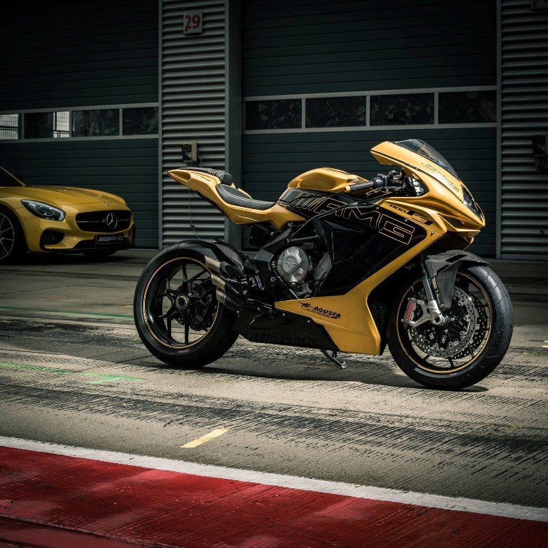 MV Agusta F3 800 7.jpeg