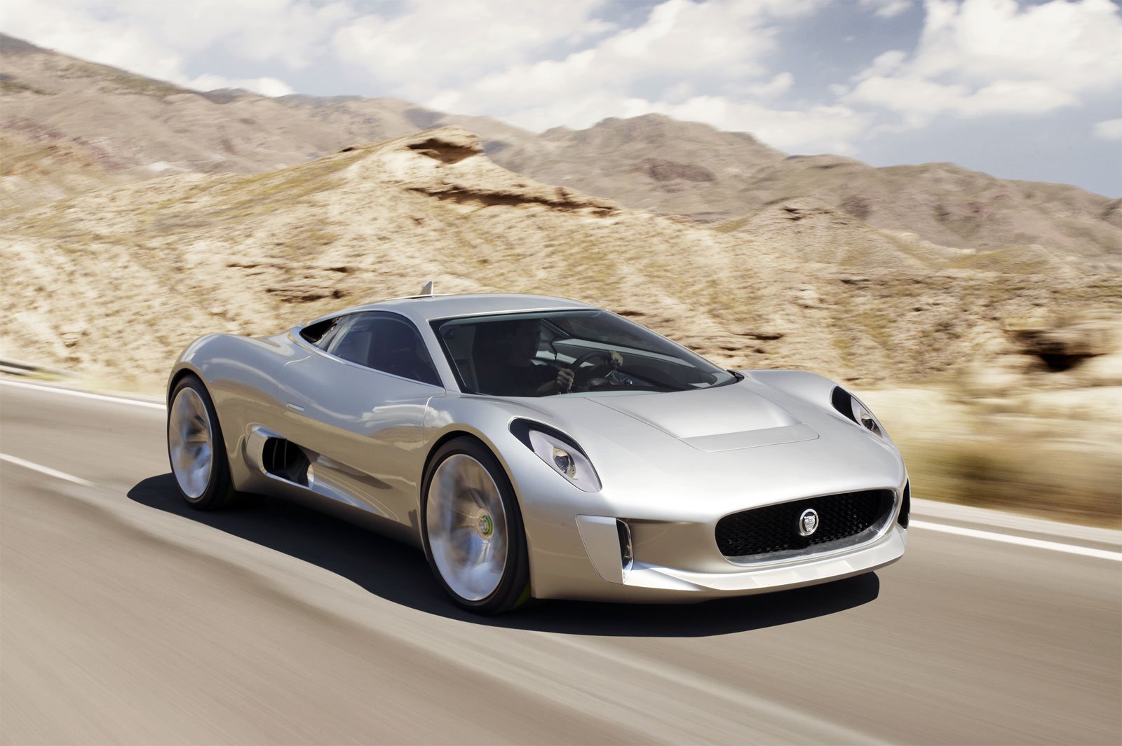 Jaguar-C-X75-03.jpg