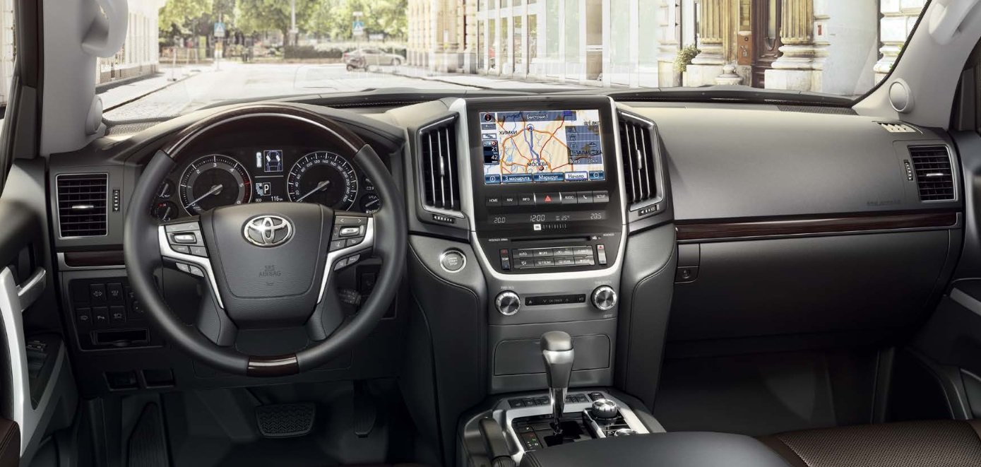 Toyota Land Cruiser 200 2015 9.jpg