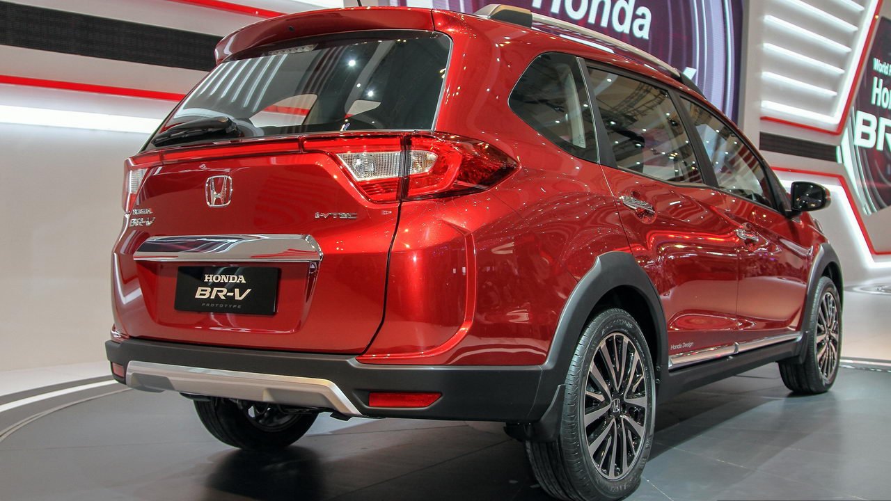 Семиместный кроссовер Honda BR-V выйдет в серию весной 2016 года Honda BR-V 4.jpg