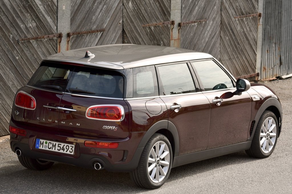 mini_cooper-_Стали известны цены на новый Mini Clubman в России 4.jpeg4_.jpeg