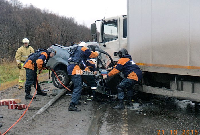 Под Мурманском в ДТП погибли три человека на Lada Granta 5.jpg