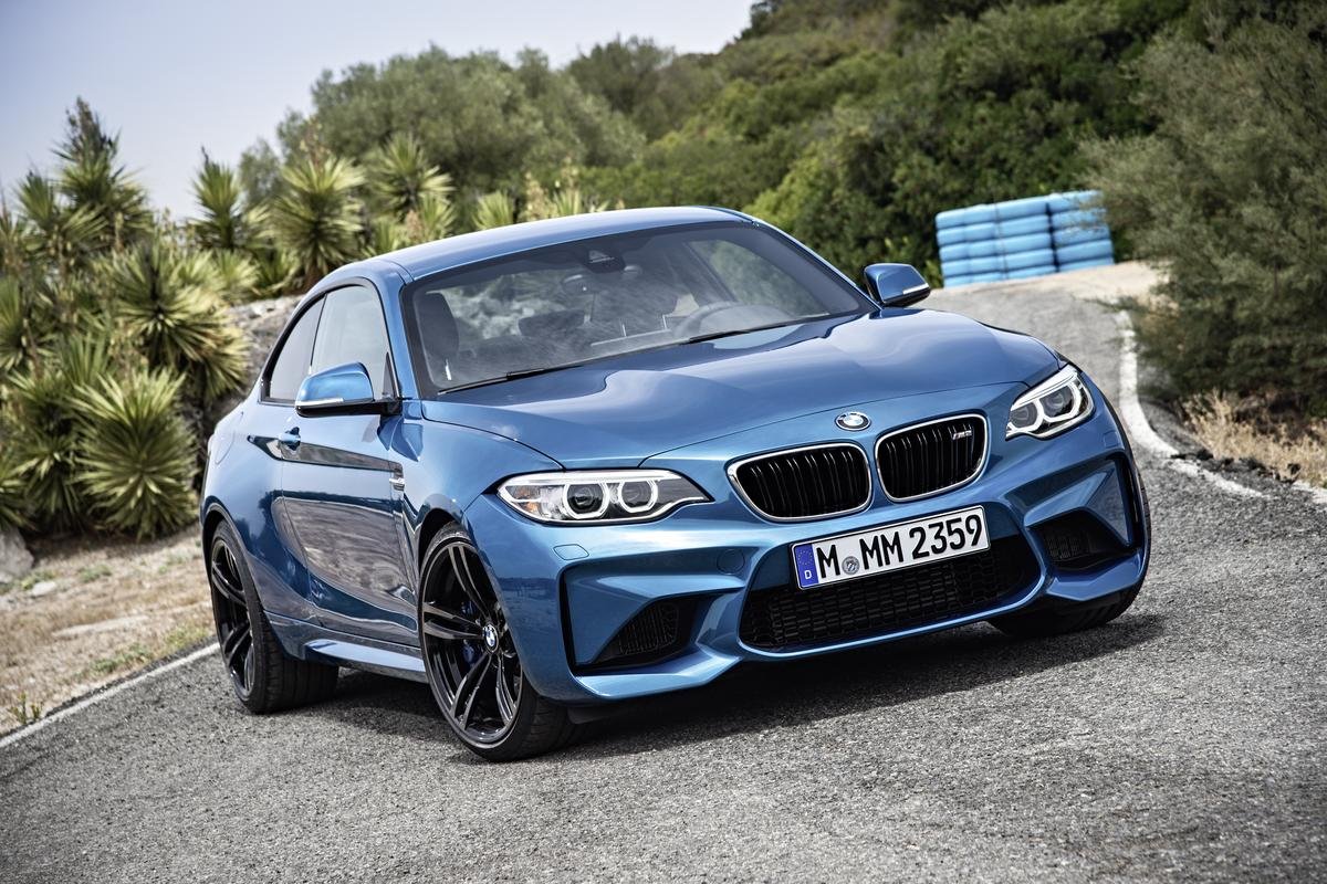 BMW начали сборку M2 Coupe 2016 в Лейпциге M2 Coupe 2016 1.jpg