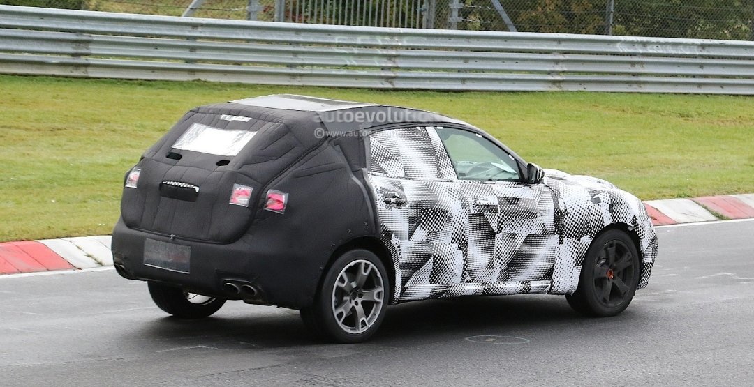 Кроссовер Maserati Levante заснят на Нюрбургринге Maserati Levante spied 5.png