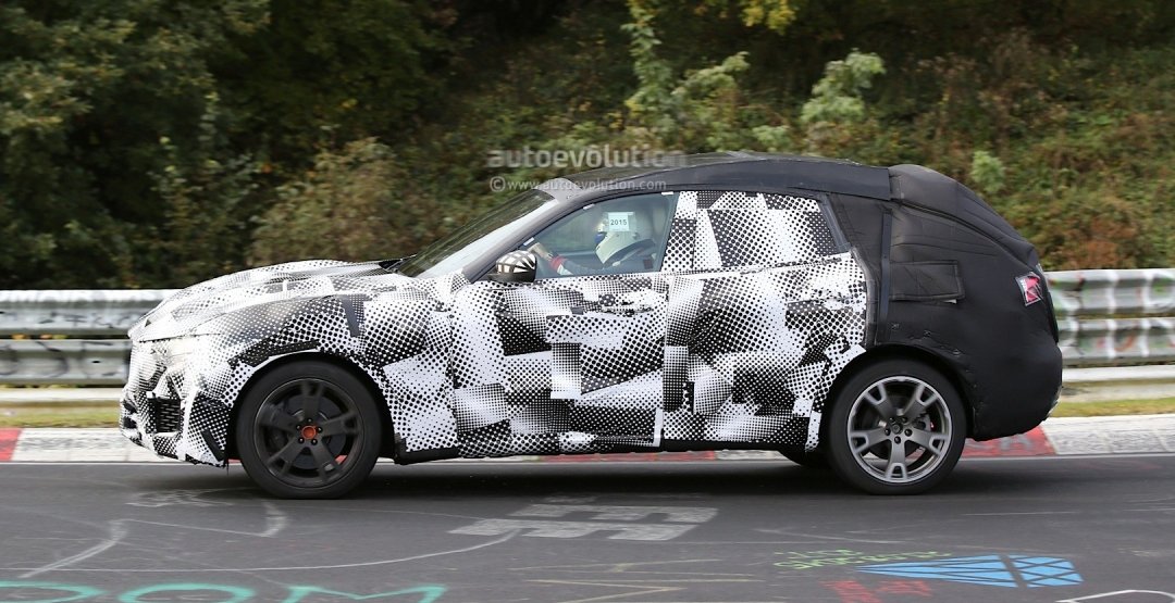 Кроссовер Maserati Levante заснят на Нюрбургринге Maserati Levante spied 4.png