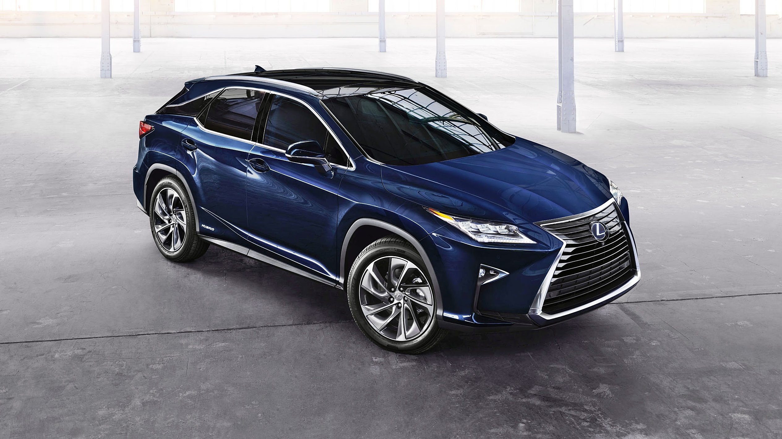 Начался прием предзаказов на новое поколение Lexus RX Lexus RX 1.jpg