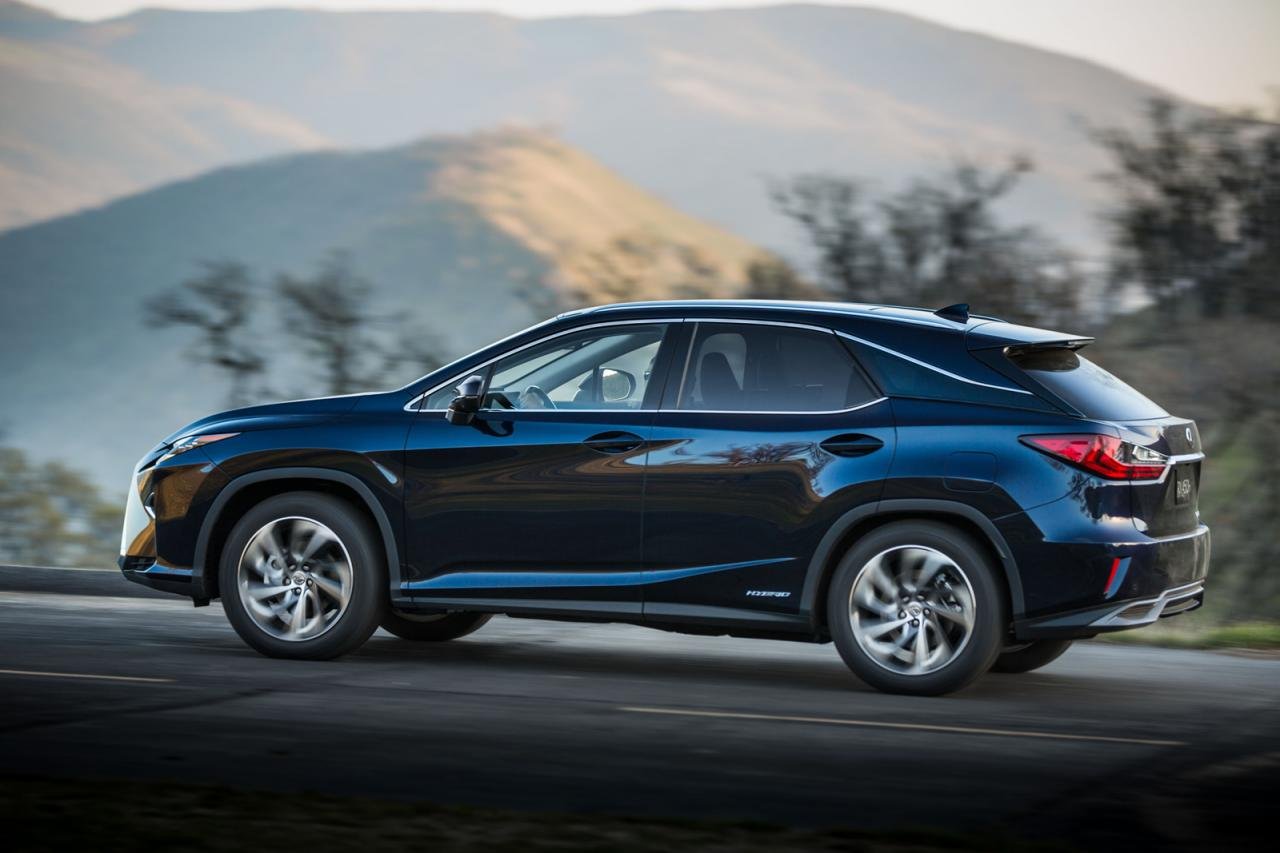 Начался прием предзаказов на новое поколение Lexus RX Lexus RX 2.jpg