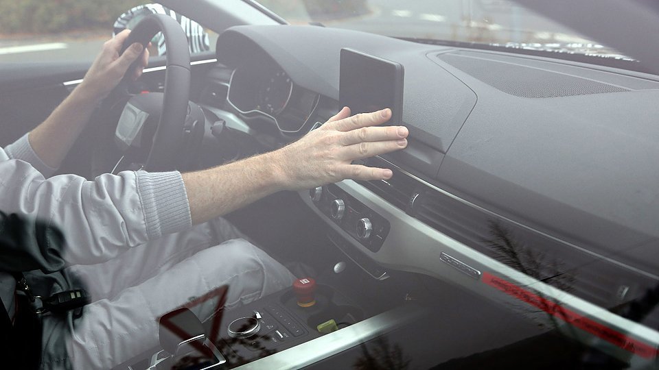 В Сеть попало фото салона Audi A5 20171.jpg
