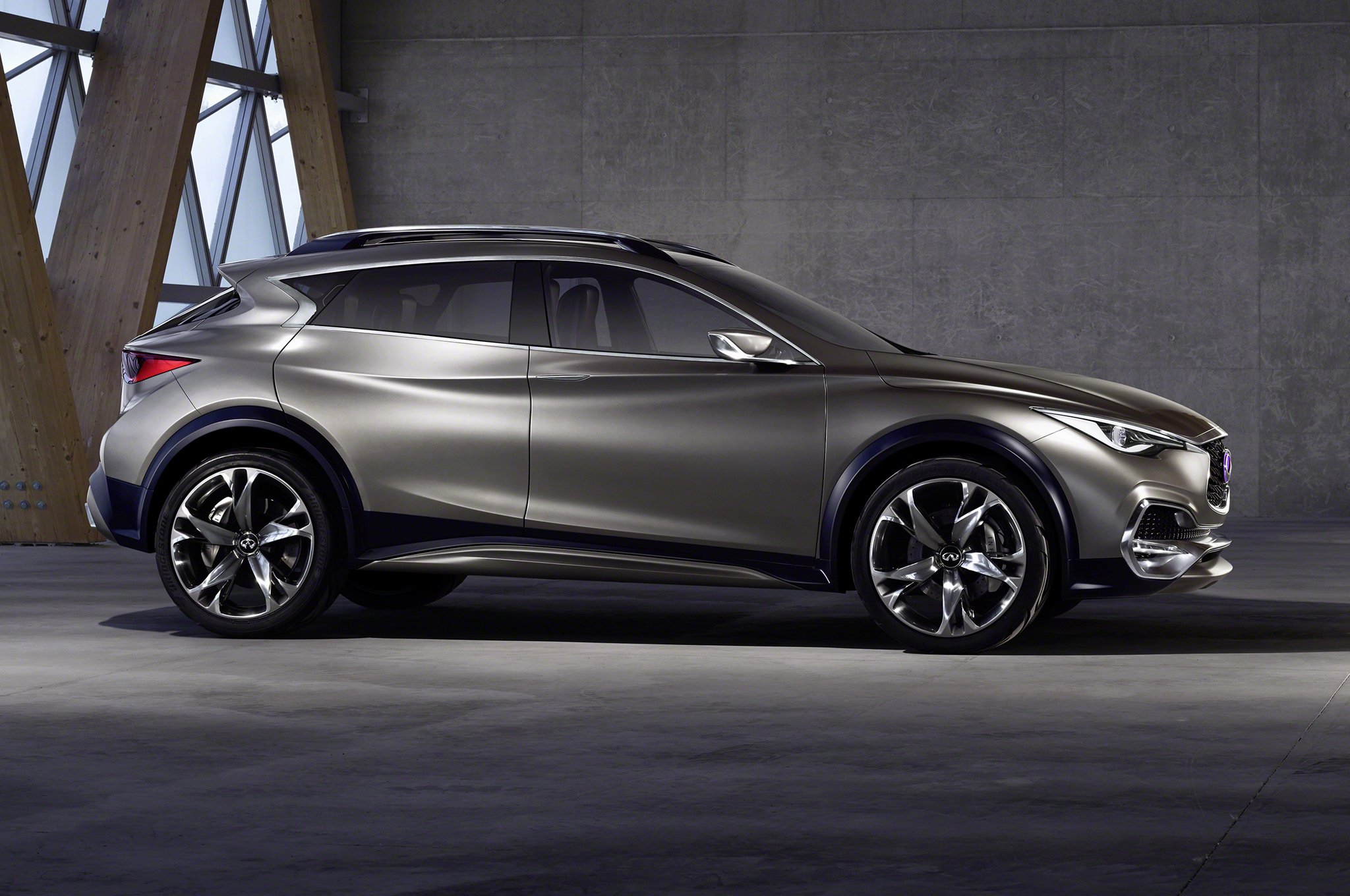 Infiniti QX30 concept.jpg