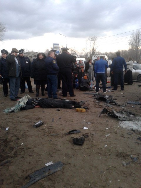 В Волгограде в ДТП с маршруткой и грузовиком погиб мужчина и ребенок В Волгограде в ДТП с маршруткой и грузовиком погиб мужчина и ребенок 1.jpg