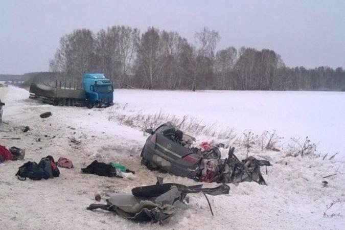 В ДТП под Новосибирском погибли четыре женщины.jpg