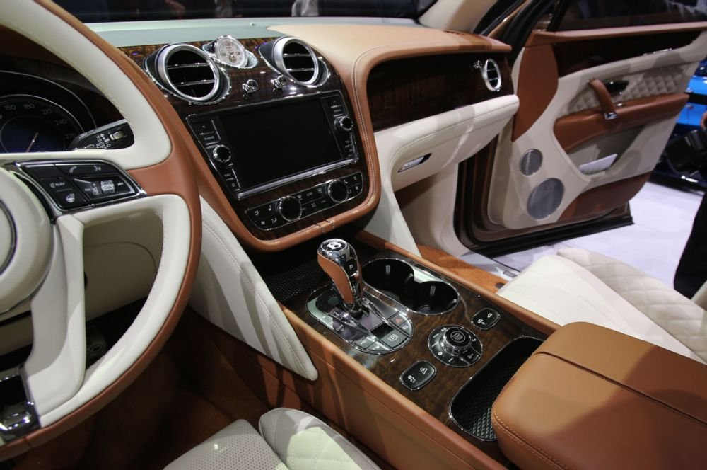 В 2016 году Bentley представит кросс-купе Bentayga Coupe В 2016 году Bentley представит кросс-купе Bentayga Coupe 2.jpg