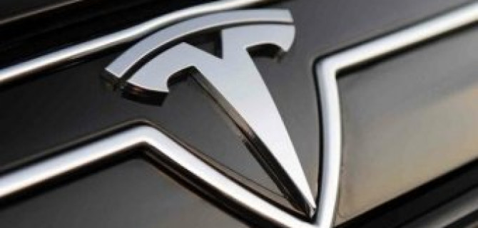 Tesla могут не выполнить план продаж на 2015 год