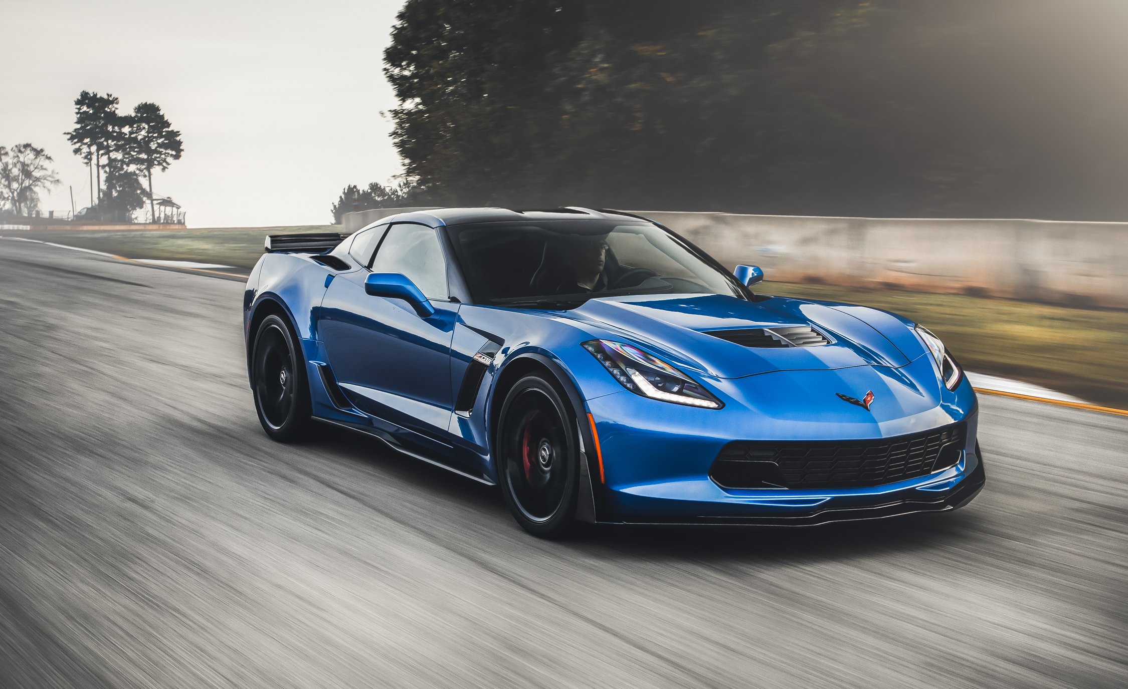 В России начались продажи самого мощного Chevrolet Corvette Z06 2015-Chevrolet-Corvette-Z06 1.jpg