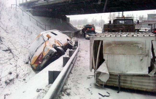 В ДТП на Бердском шоссе погиб человек В ДТП на Бердском шоссе погиб человек (5).jpg