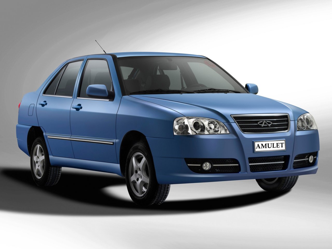 Chery: 10 лет в России Chery_Amulet.jpg