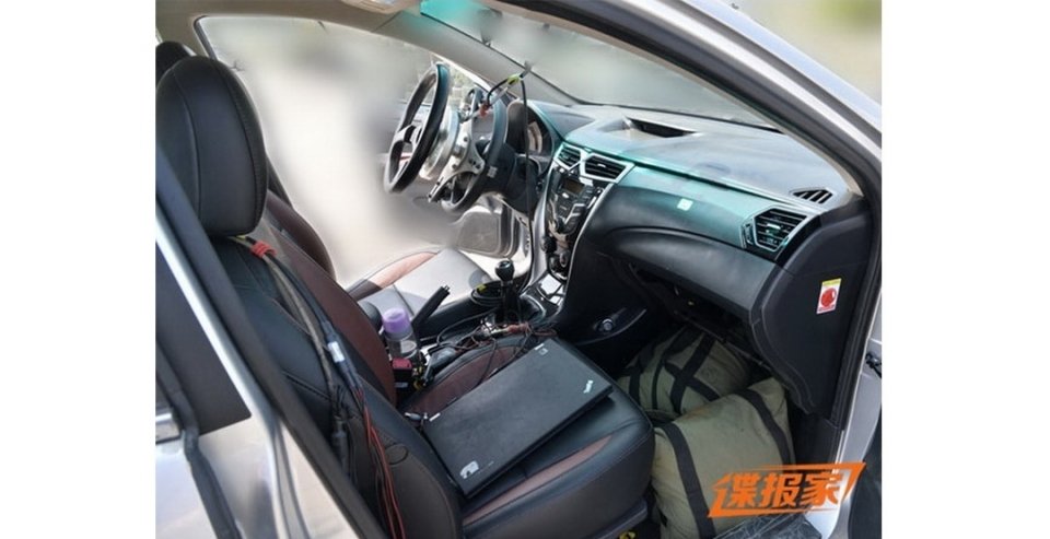 В Китае засняли обновленный седан BYD F3 (1).jpg