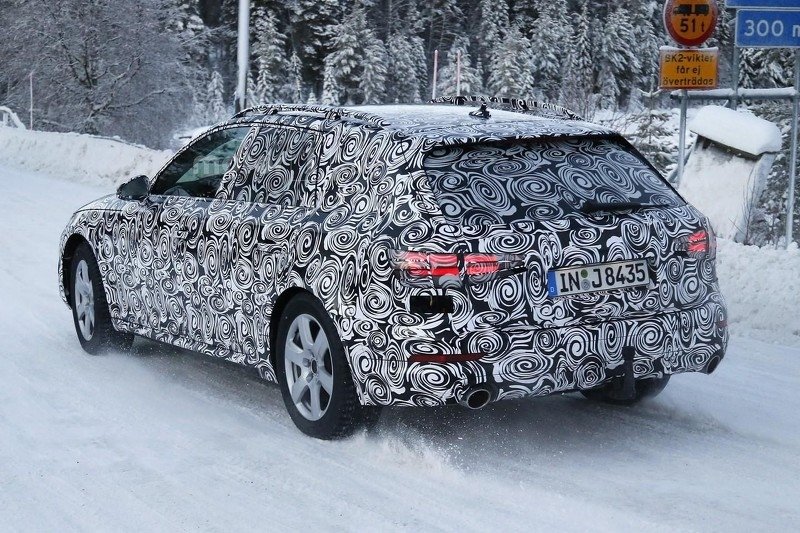 На дорогах замечена новая Audi A4 Allroad (5).jpg