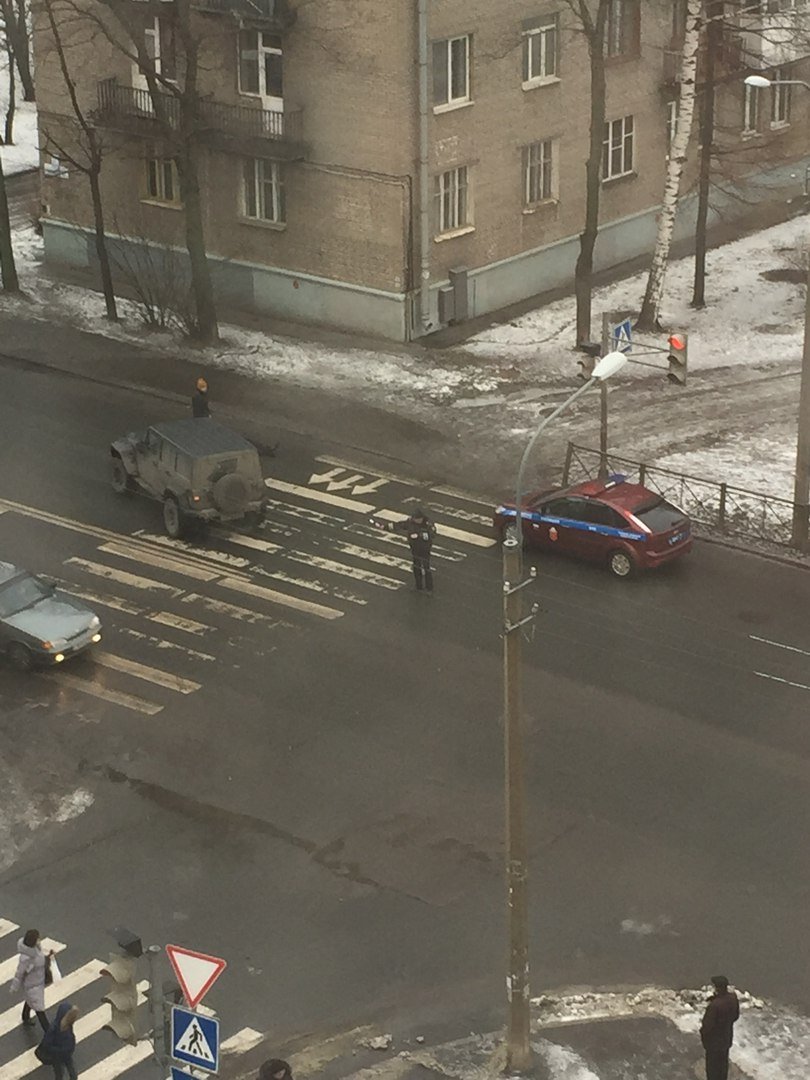 На улице Коммуны сбит пешеход На улице Коммуны сбит пешеход (2).jpg