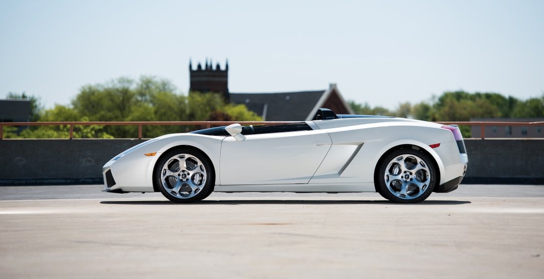 Уникальный Lamborghini Concept S не смогли продать на аукционе (2).jpg
