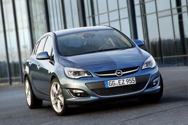 Opel Astra J.jpg