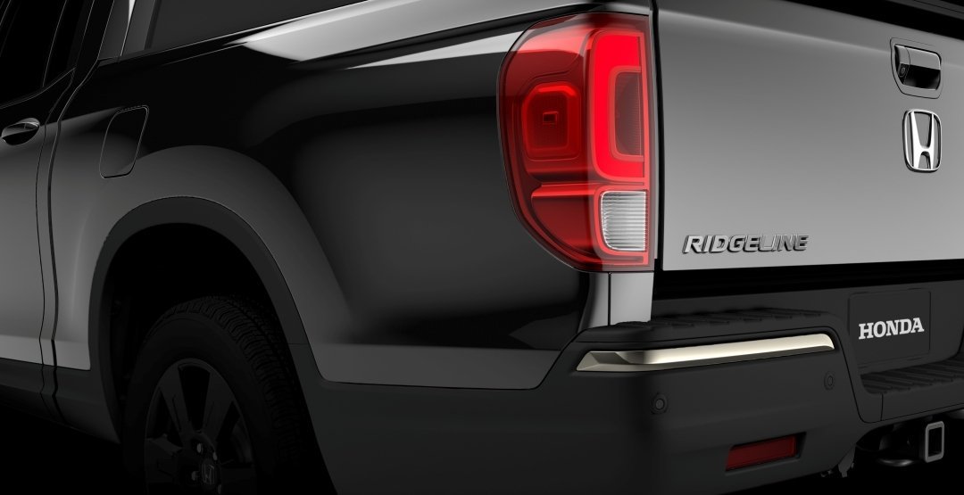 Производитель Honda выложил тизер нового поколения пикапа Ridgeline 2.jpg