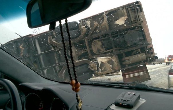 В Ивановской области перевернулся автобус с 35 пассажирами (2).jpg