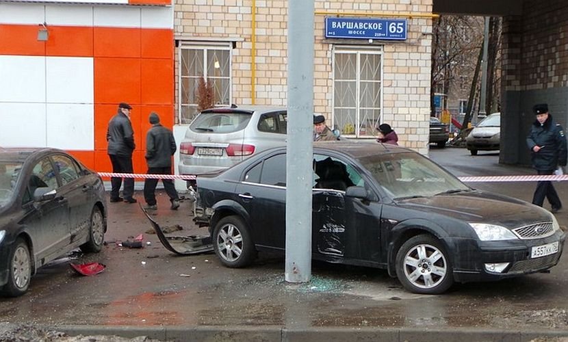 На юге Москвы «Газель» насмерть сбила пешехода (4).jpg