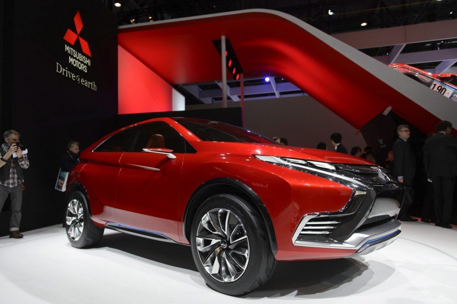 Mitsubishi Outlander Sport 2016 2.jpg
