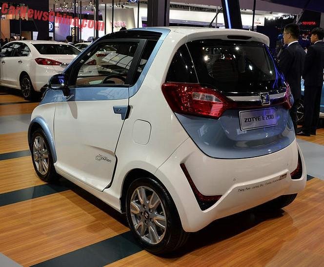 В 2016 году начнутся продажи компактного электрокара Zotye E200 (2).jpg