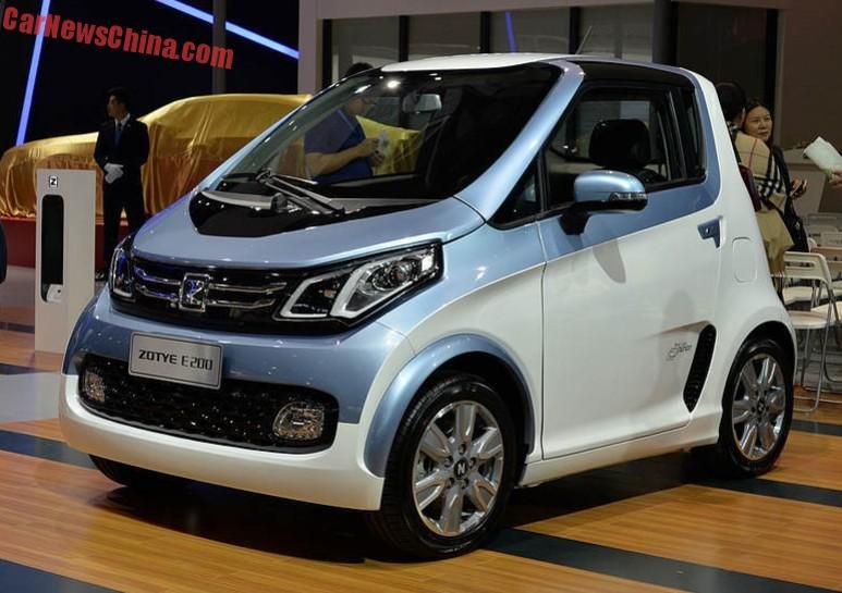 В 2016 году начнутся продажи компактного электрокара Zotye E200 (3).jpg
