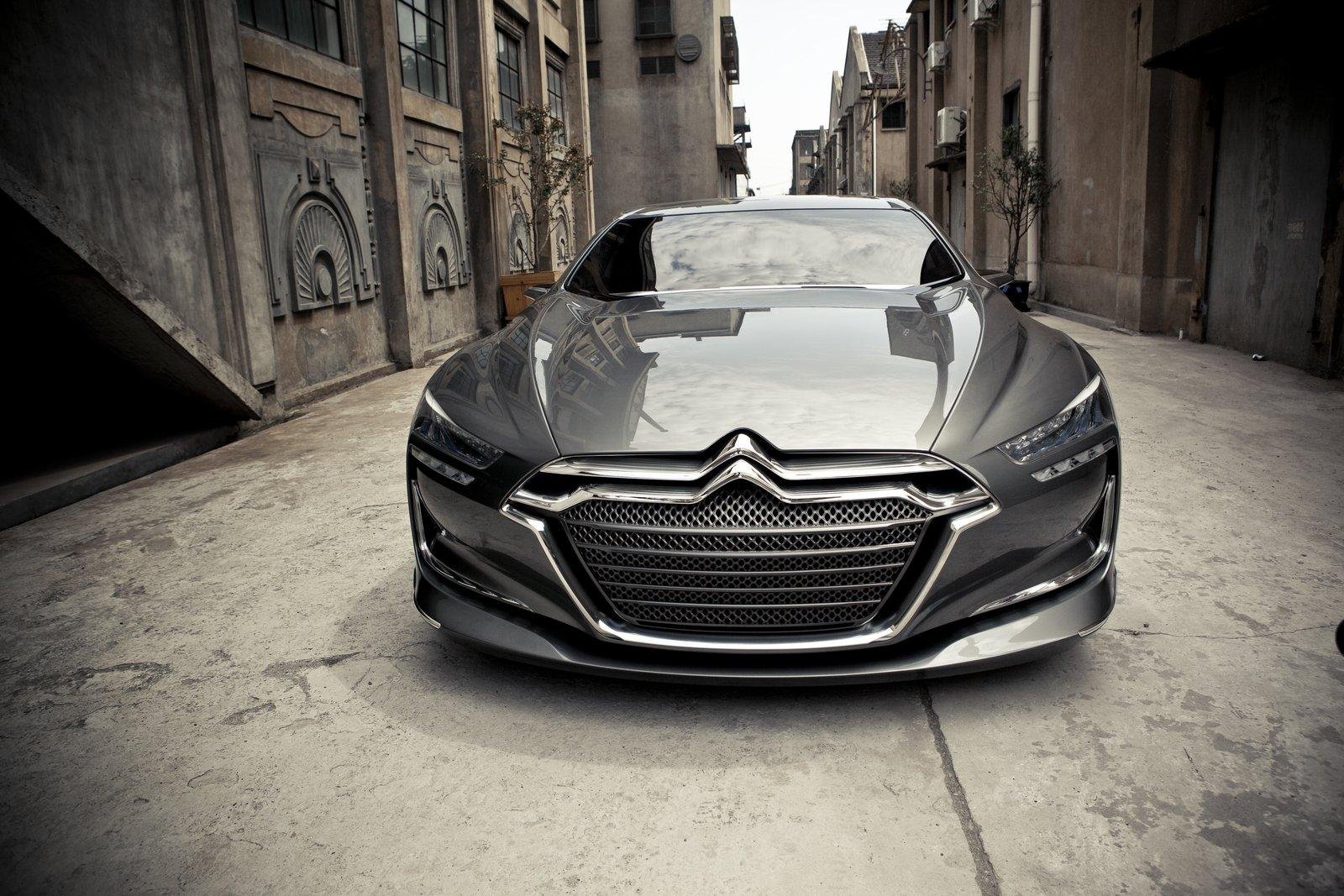 Citroen Metropolis concept (1).jpg