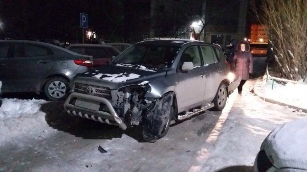В Тюмени пьяный школьник разбил 7 автомобилей (1).jpg