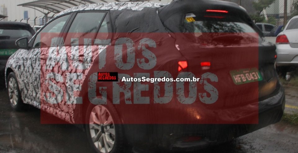 Обновленный Fiat Tipo заснят на тестах 2.jpg