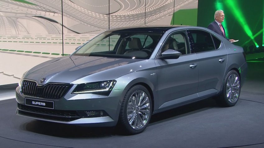 skoda superb 2016.jpg