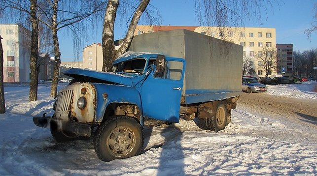 Водитель грузовика умер за рулем