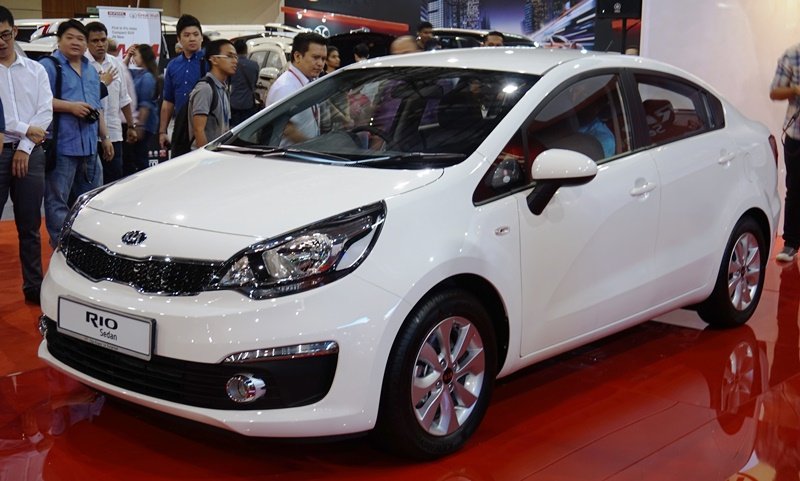 2016-Kia-Rio-Sedan.jpg