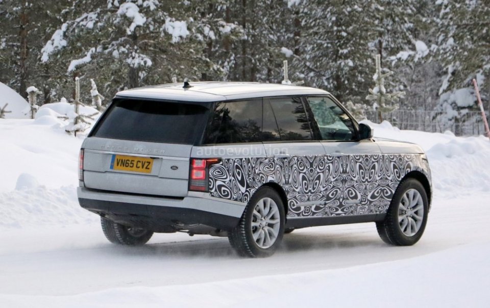 На тестах замечен обновленный Range Rover (3).jpg