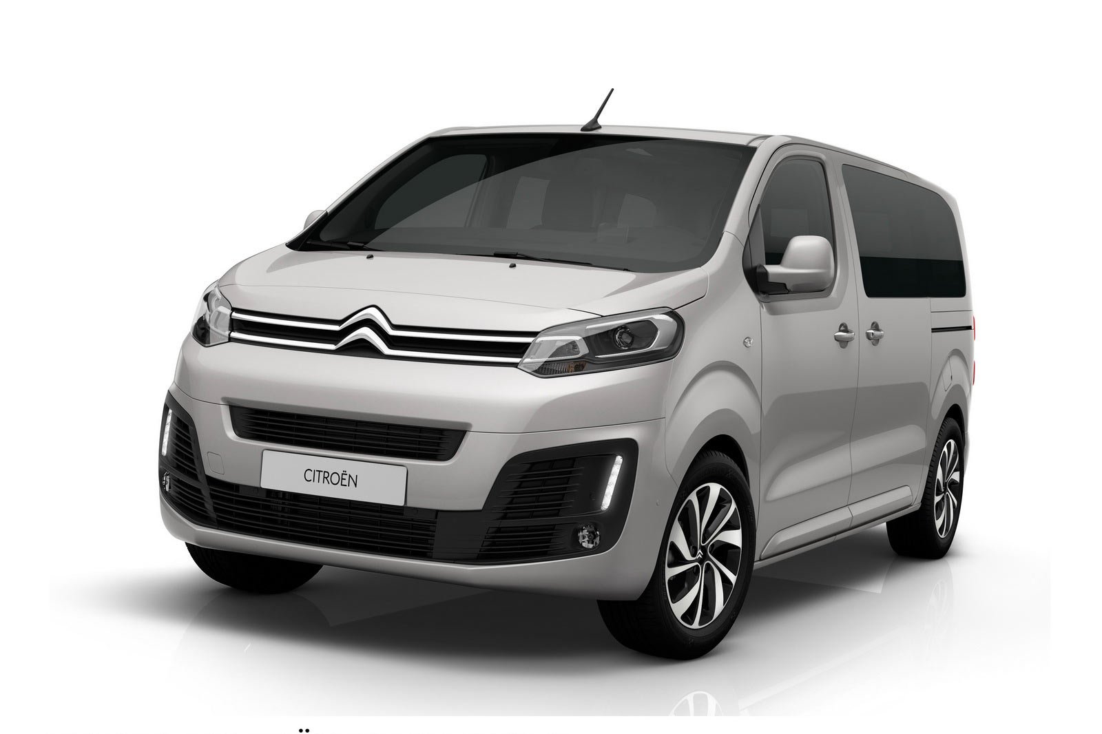 2016 Citroen SpaceTourer.jpg