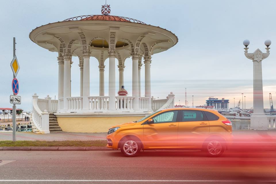LADA XRAY